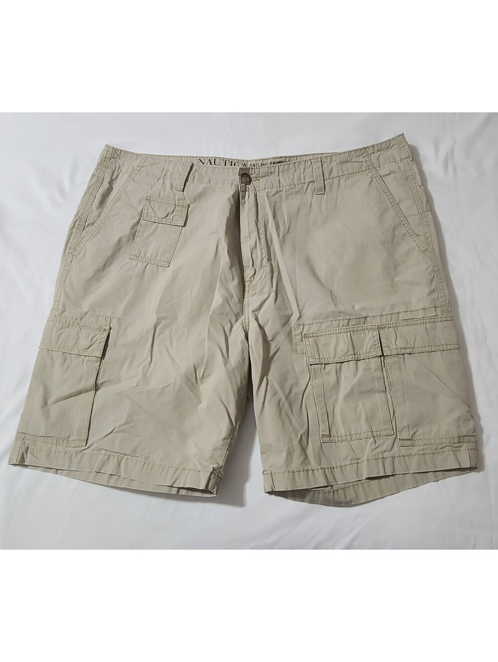 Nautica Cargo Shorts Mens Sz 42W Khaki Tan Cotton Modern Fit Sailing Utility GUC